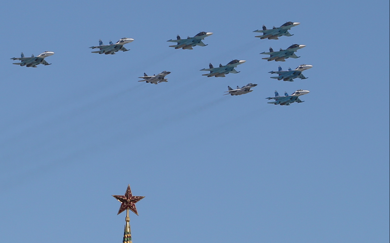 Illustration for article titled Victory Day: Unnerving Soviet-Style Militarism In The Age Of Putin